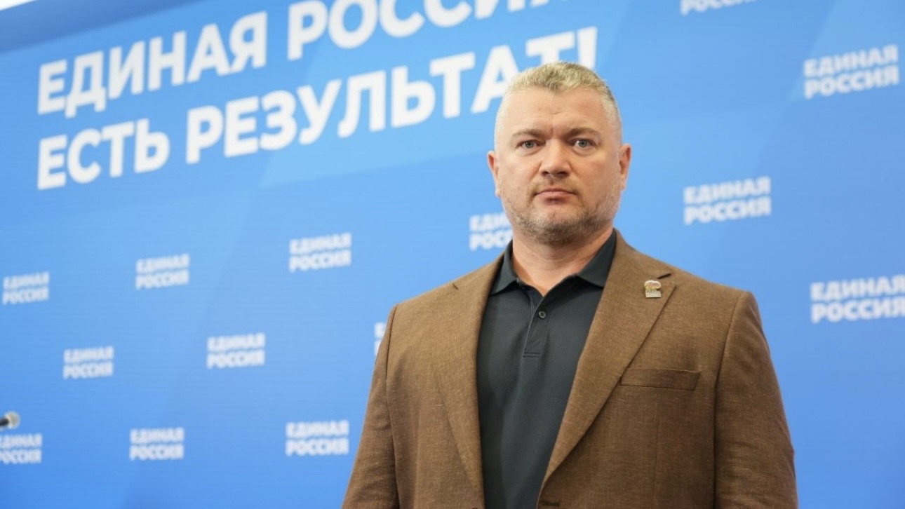 Директор «Городского центра профессионального и карьерного развития» города Москвы, член Партии «ЕДИНАЯ РОССИЯ» Евгений Андриенко