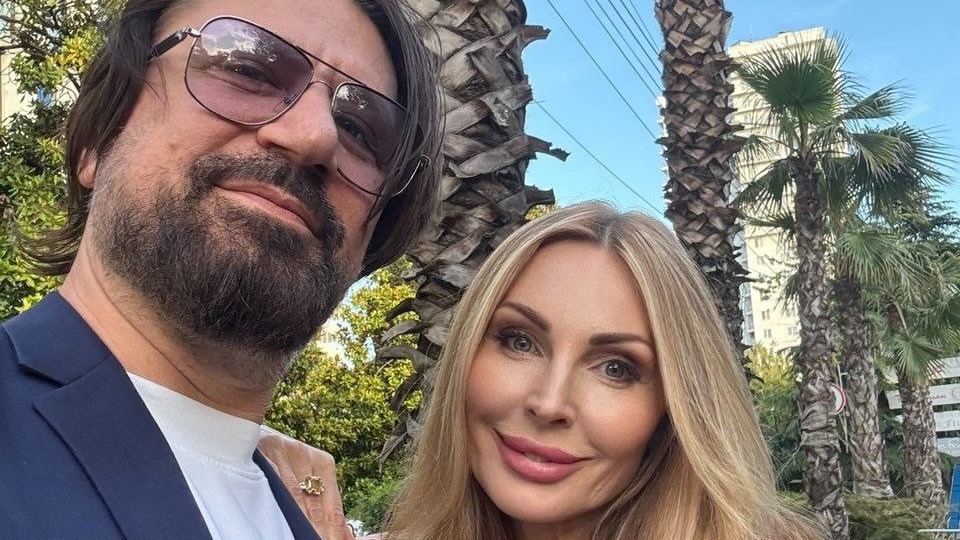 Звезды сериала «Счастливы вместе» Логинов и Бочкарева опубликовали совместное фото