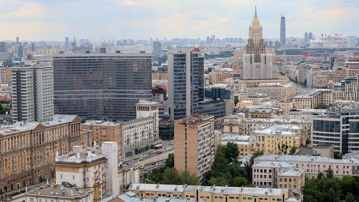 Патриотический проект «Города-герои — города Героев» начался в Москве