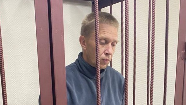 Суд арестовал мужчину, зарезавшего ножом жену в частном доме под Коломной