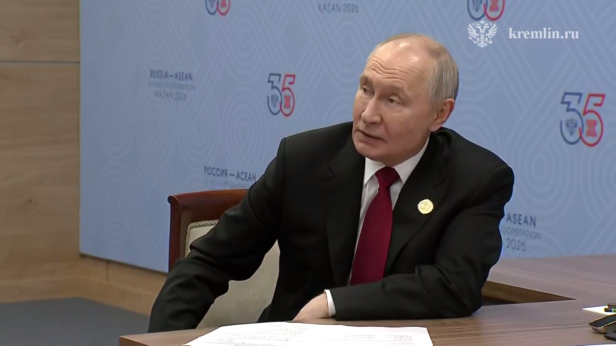 Путин дал старт работе нового сборочно-испытательного комплекса в Татарстане
