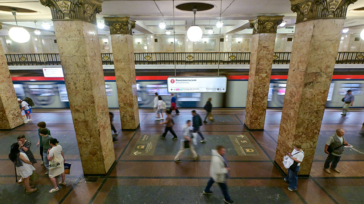 Пассажир московского метро украл 45 тысяч рублей со счета незнакомца