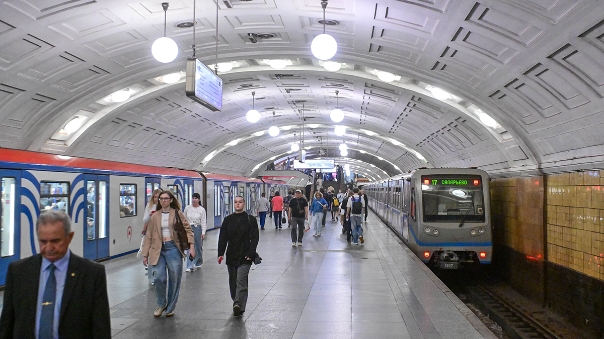 Минуту молчания объявят в московском метро по случаю Дня памяти и скорби