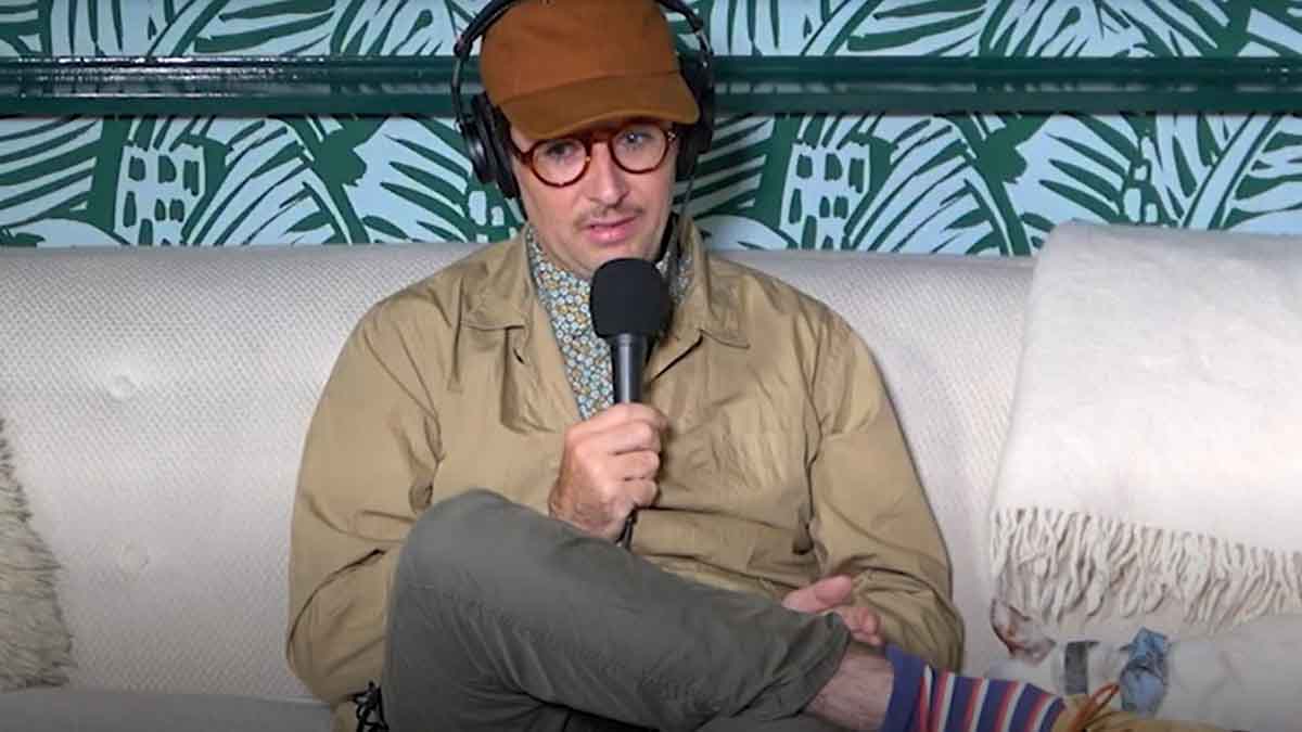 Комик Кашер сообщил, что перенес пятичасовую операцию из-за рака миндалин