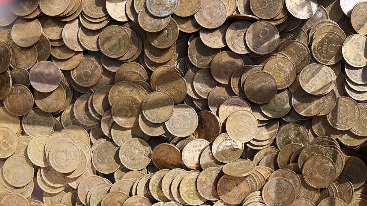 Россияне смогут бесплатно обменять монеты на банкноты с 26 октября по 7 ноября