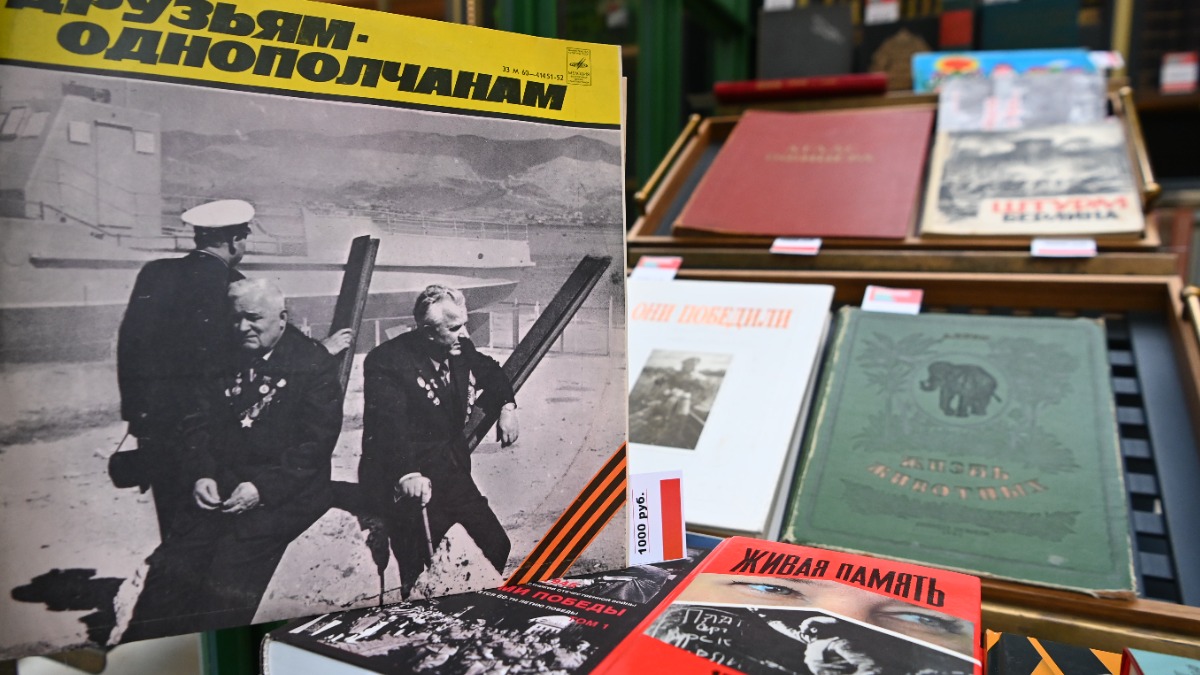 Тысячи экспонатов эпохи СССР и уникальные мастер-классы: винтажный маркет в музее-заповеднике «Коломенское» встречает гостей все лето