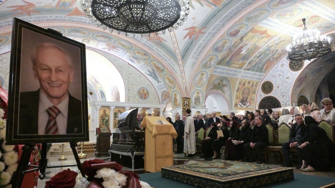 Церемония прощания с Михаилом Ножкиным завершилась в Москве