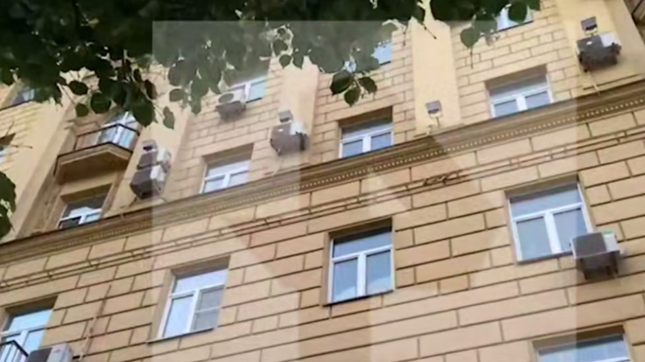 Женщина погибла при пожаре в жилом доме на Садовой-Самотечной улице в Москве