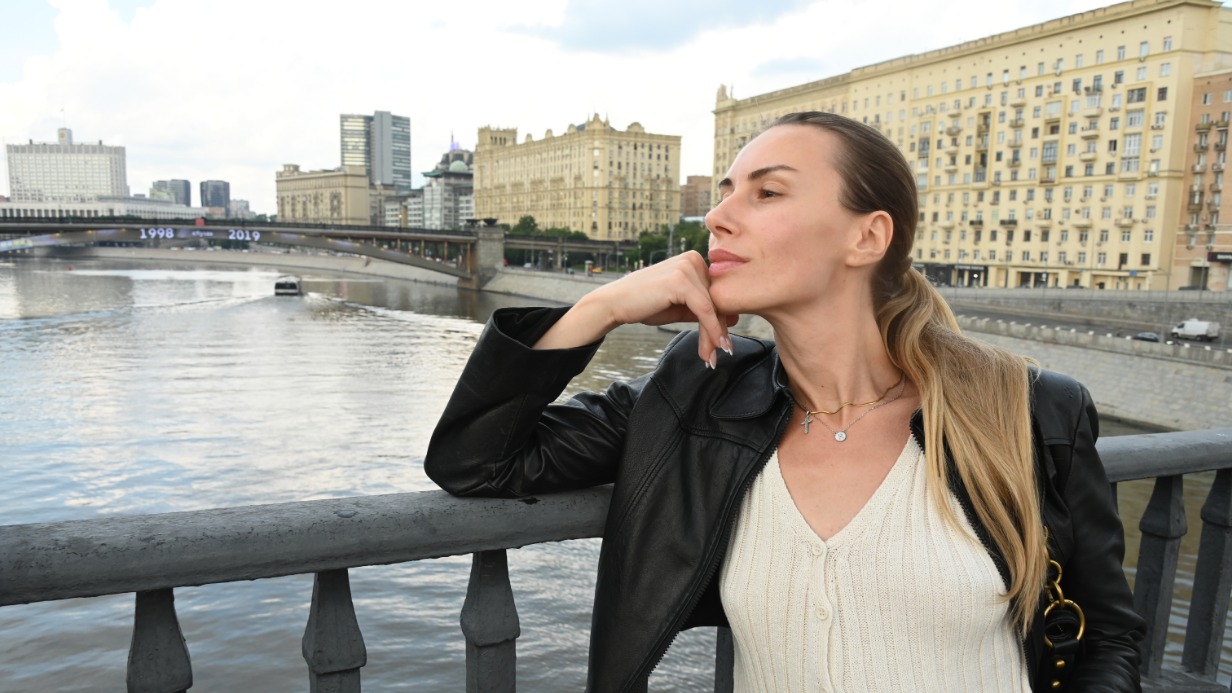 Москвичка Рита Галкина на Бородинском мосту