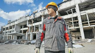 Спасти и возродить: московские строители стали одними из первых, кто принялся восстанавливать Мариуполь 