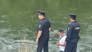 Более 100 человек ищут двух пропавших 13-летних девочек в Туве