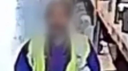 Мужчина ранил ножом коллегу в строительном магазине в селе Ильинское: видео
