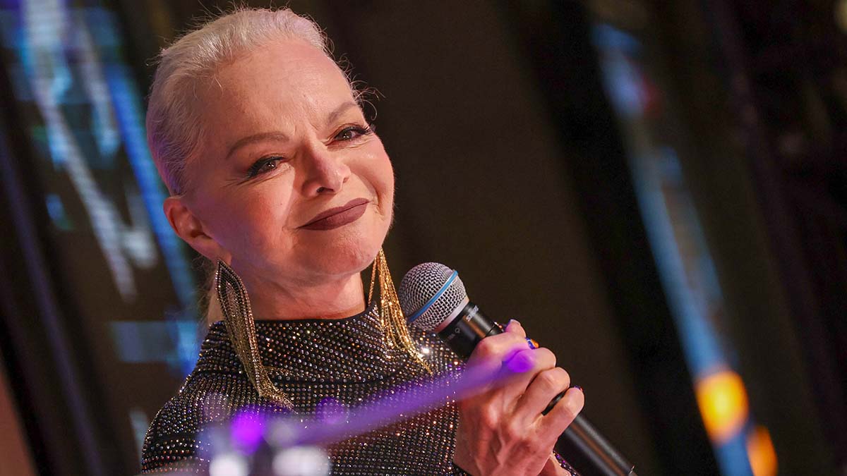 Лариса Долина: Любая женщина может выглядеть в 70 лет так, как я