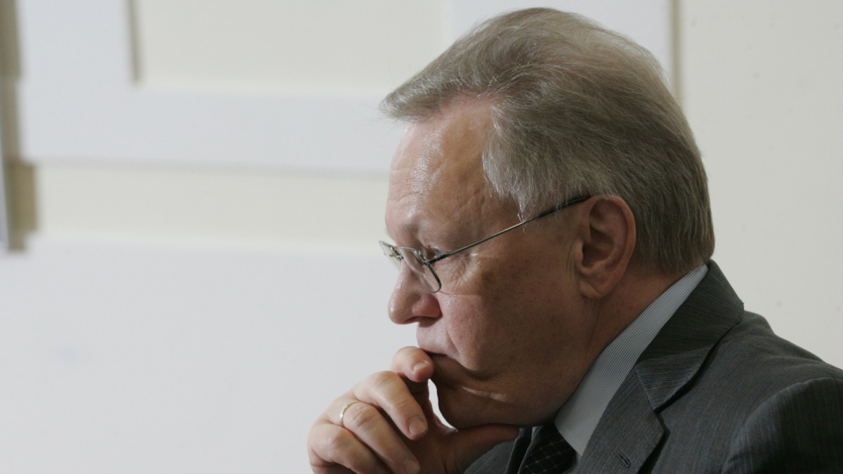 18 апреля 2007 года. Президент Российской академии наук Юрий Осипов во время совещания по нанотехнологиям в научном центре «Курчатовский институт»