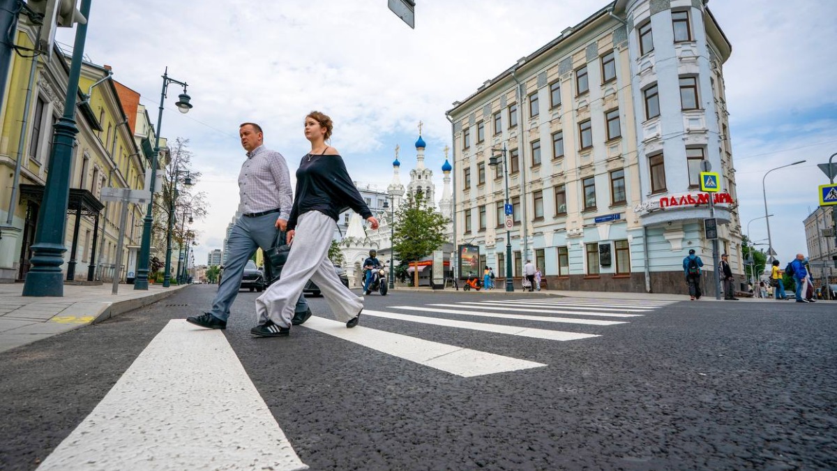 Асфальт обновили на Малой Дмитровке в центре Москвы