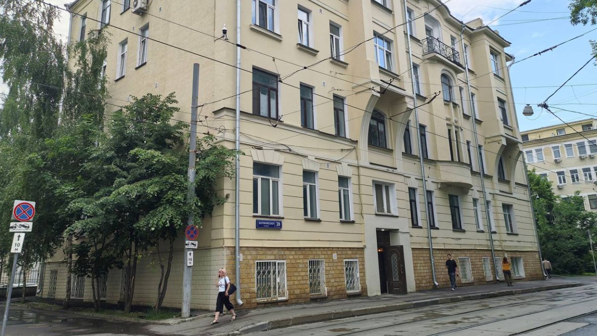 Крупное нежилое помещение в Басманном районе выставили на городские торги