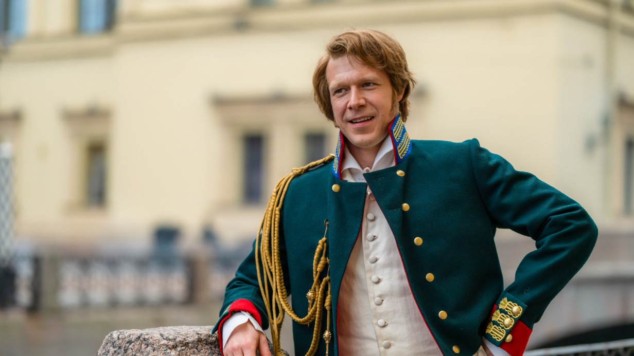 Актер Никита Ефремов в сериале «Война и мир исполнил роль офицера Федора Долохова. В процессе съемок ему предстояло сыграть яркого и противоречивого персонажа