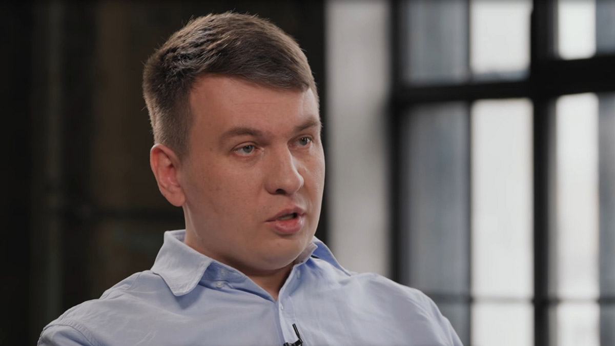 Блогеру Илье Ремесло предъявили обвинение в распространении фейков о ВС РФ