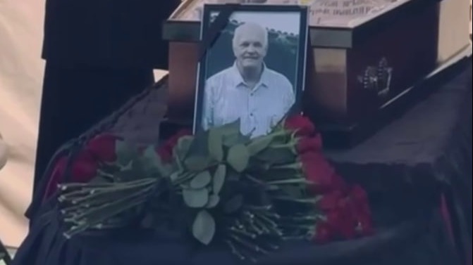 Певица МакSим сообщила о смерти отца после тяжелой болезни
