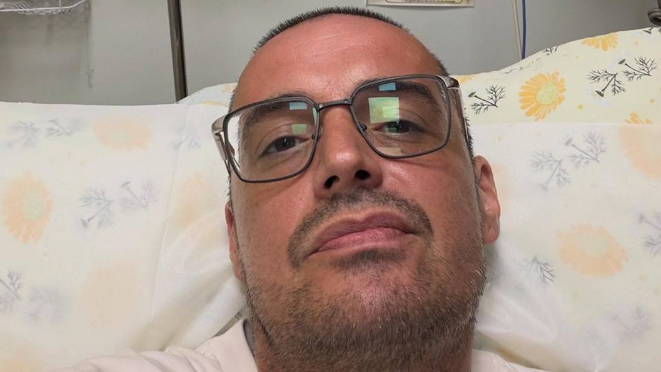 Рэпер Гуф упал в бассейн и сломал ребро на Пхукете