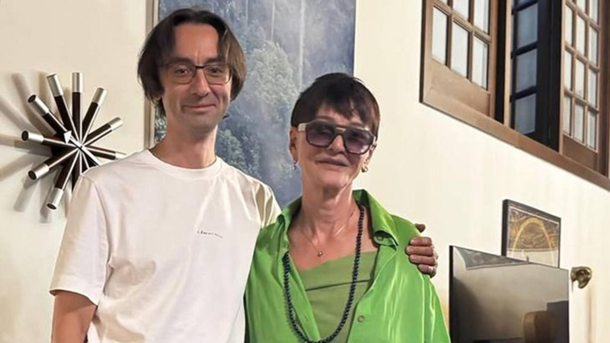 Ирина Хакамада опубликовала фото с 48-летним сыном, живущим за границей