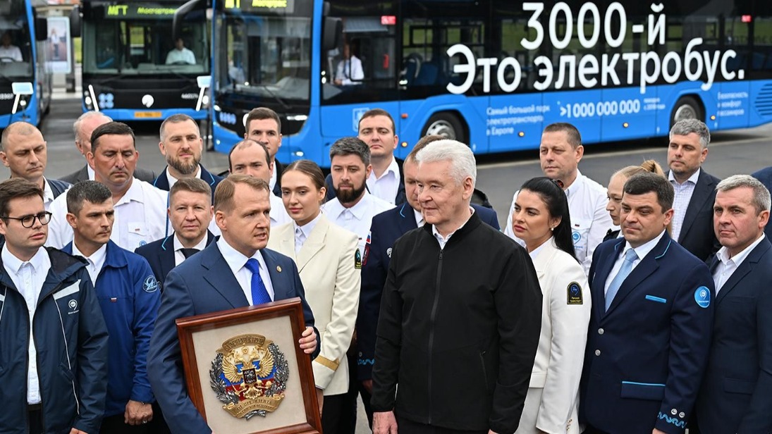 Собянин: В Москве на линию вышел 3000-й электробус российского производства 