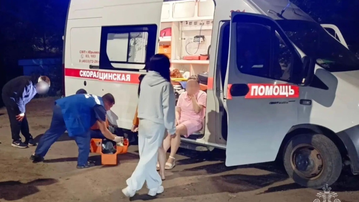 Четыре человека пострадали при столкновении лодок на Волге в Ивановской области