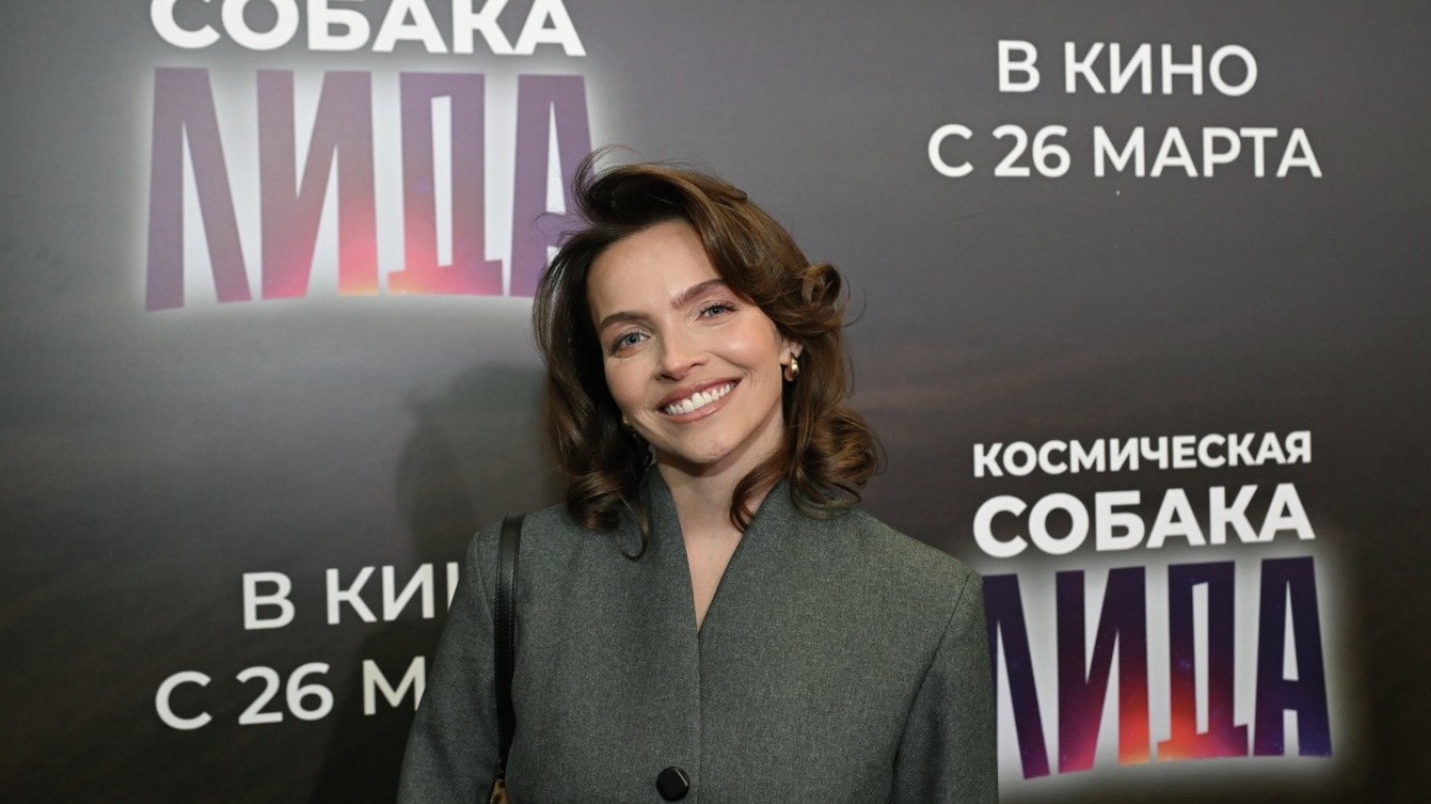 Спускали на коне: актриса Наталья Земцова упала в горах Грузии и сломала руку
