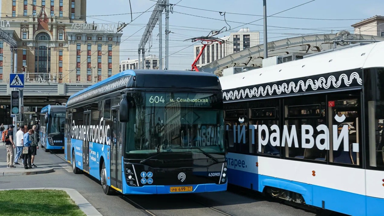 Более 4,3 миллиона раз пассажиры воспользовались сервисом бесплатных пересадок в наземном транспорте в этом году