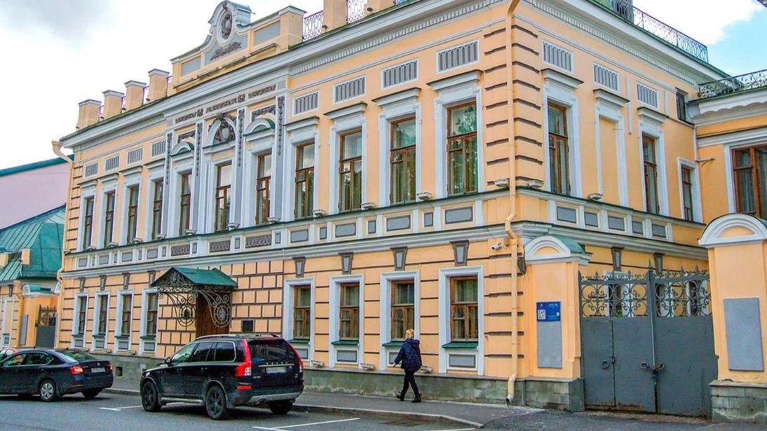 Фасадам усадьбы Прохоровых-Хлудовых в Москве вернут исторический цвет