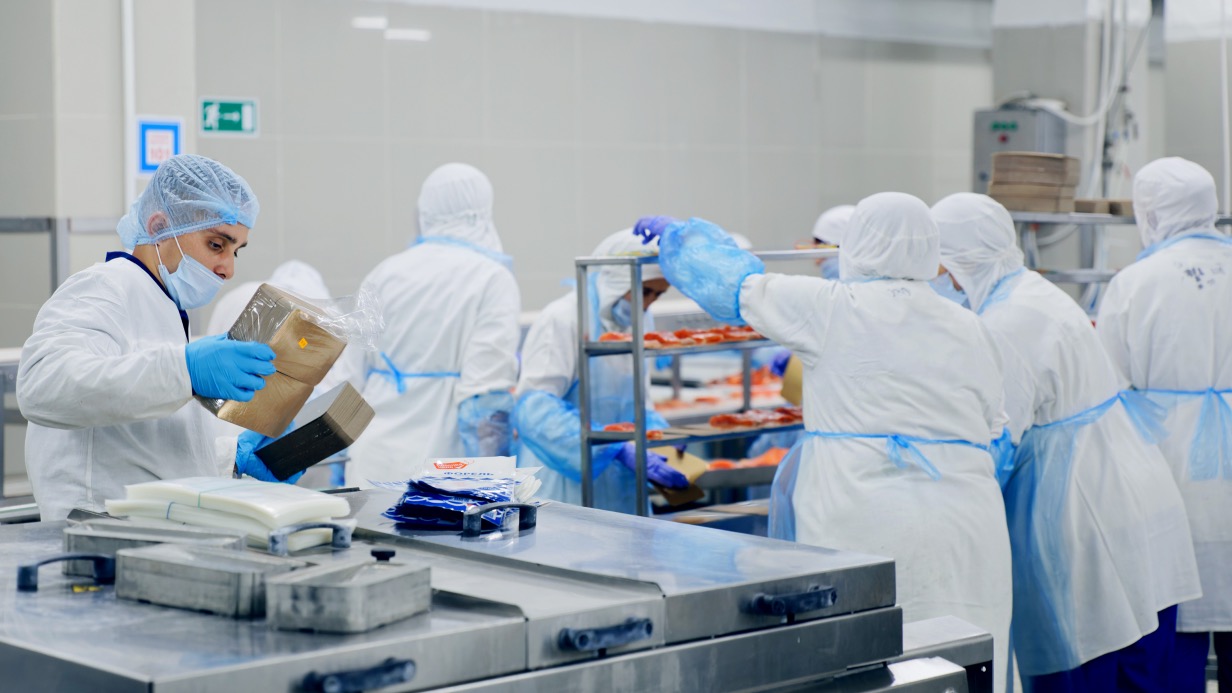 Столичное предприятие обеспечило поставки морепродуктов по всей России — более 11 тысяч тонн за полгода
