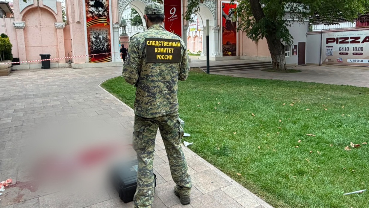 Мужчина в Махачкале из кровной мести 20 раз ударил ножом местного жителя