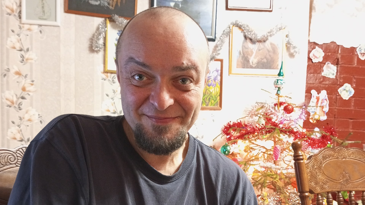 Жена умершего басиста «Кукрыниксов» Оганяна призвала дать ей пережить горе