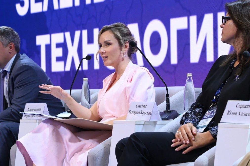 Мария Львова-Белова предложила расширить возможность присвоения сертификата «Семьям рады» 