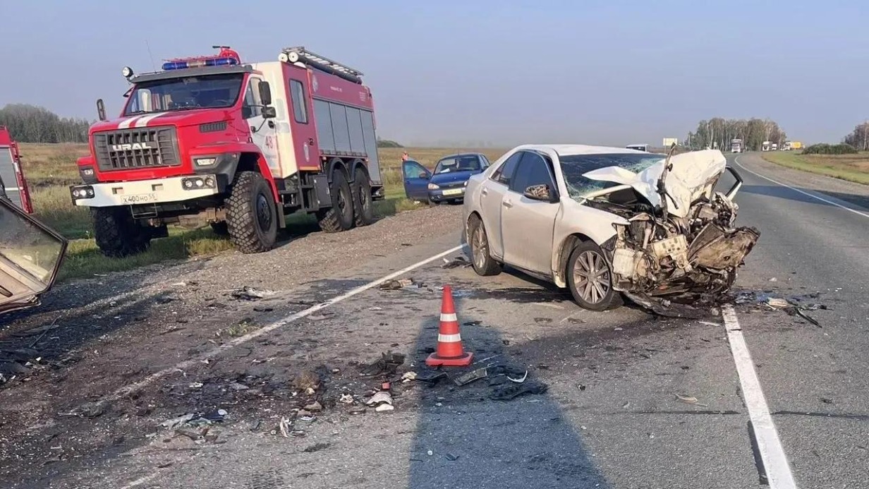 Уснувший за рулем водитель устроил смертельное ДТП под Новосибирском