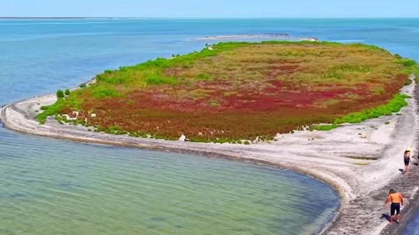 Новые острова появились в Каспийском море