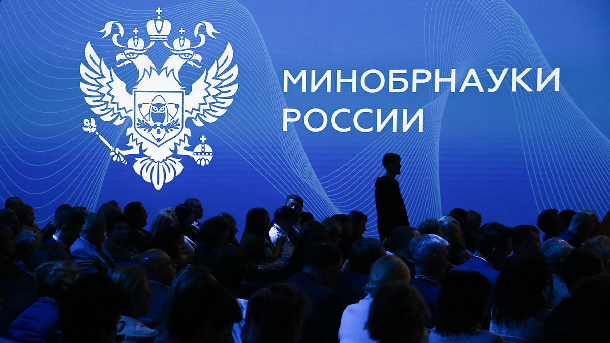 «Ъ»: Минобрнауки ужесточит требования к поступлению по олимпиадным льготам