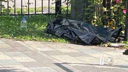 Фото с места убийства мужчины около храма святых Жен-Мироносиц в Марьине