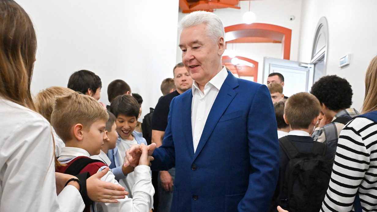 Мэр Москвы Сергей Собянин во время открытия здания школы №1520 имени Капцовых в Пресненском районе