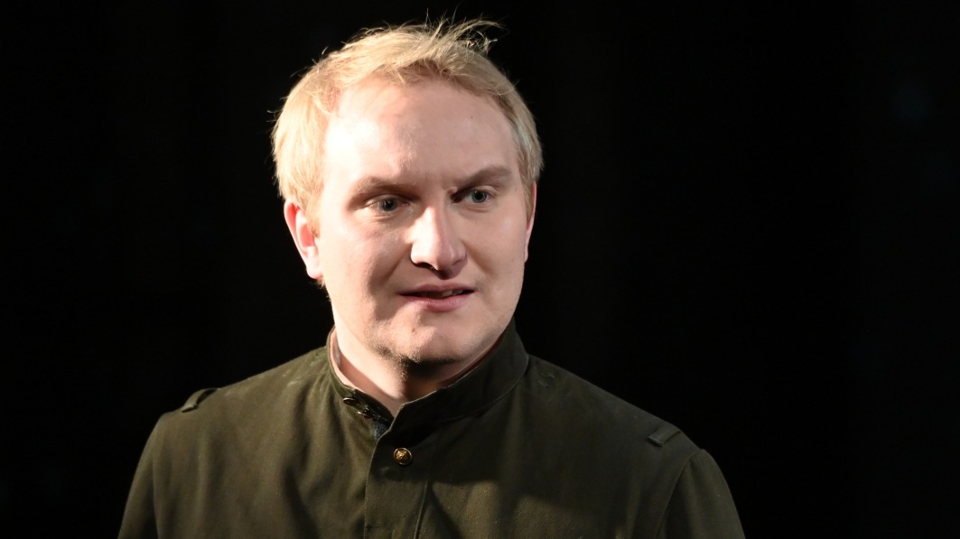 Актер Театра Вахтангова Иван Захава отправится добровольцем в зону СВО