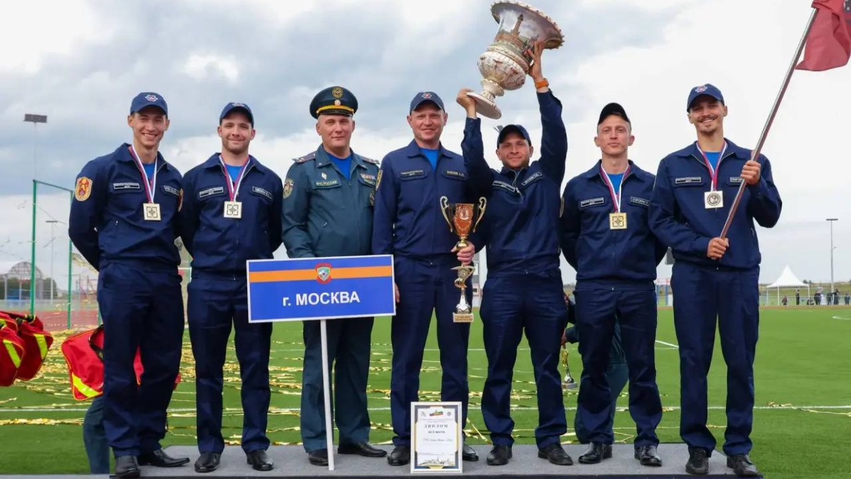Московские пожарные стали лучшими в России