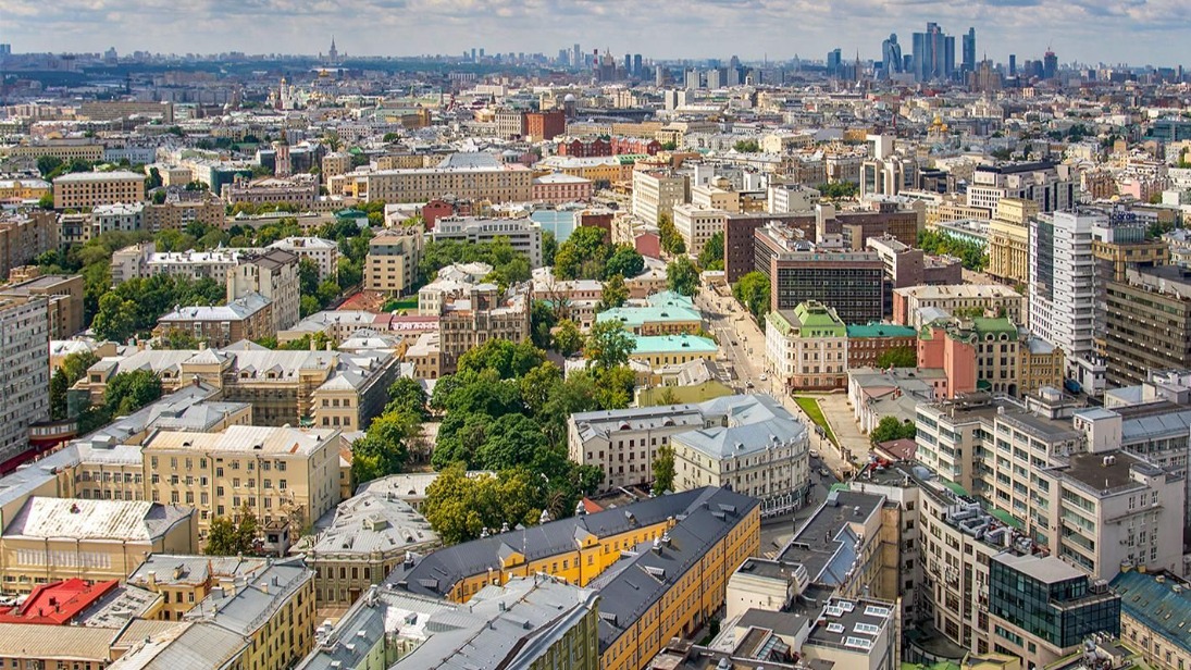 В Москве выбросы загрязняющих веществ в атмосферу за 10 лет снизились в 8,5 раза
