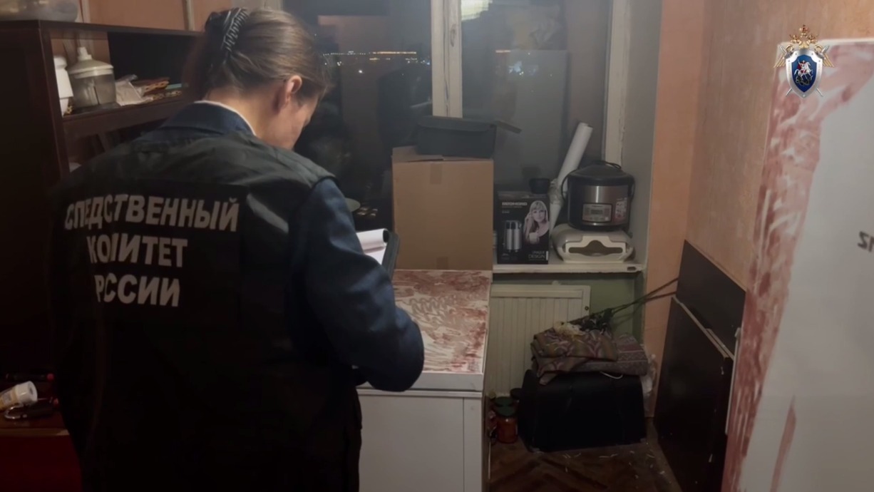 В Санкт-Петербурге мужчина убил мать и спрятал тело в морозилку: причина, как нашли тело, что известно о преступнике