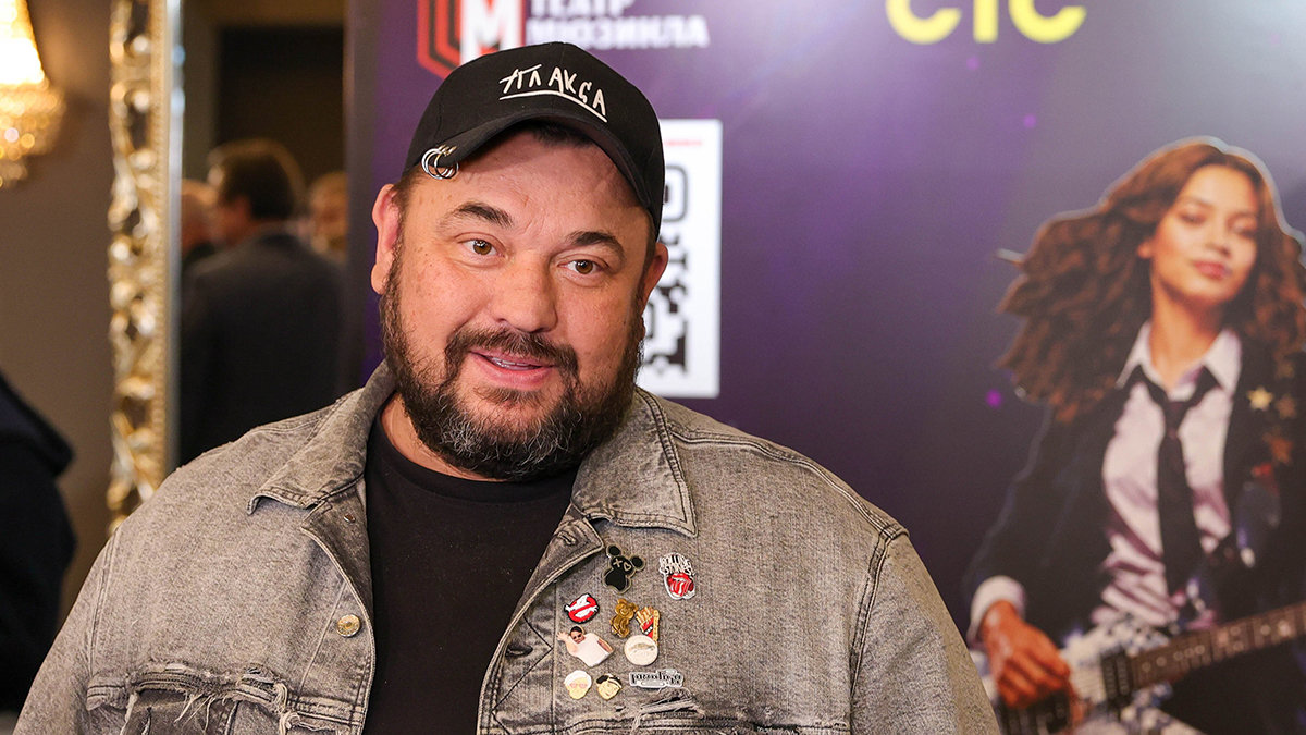 Журналист Отар Кушанашвили резко раскритиковал внешность певца Сергея Жукова