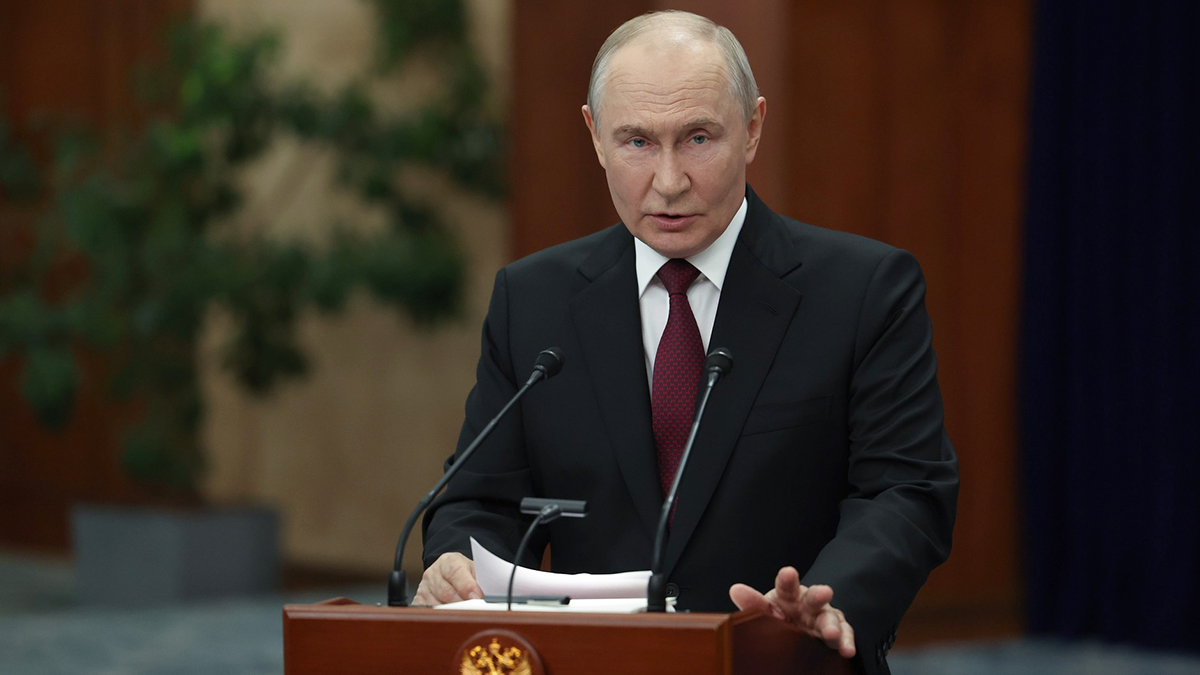 Путин призвал Запад «жить дружно»