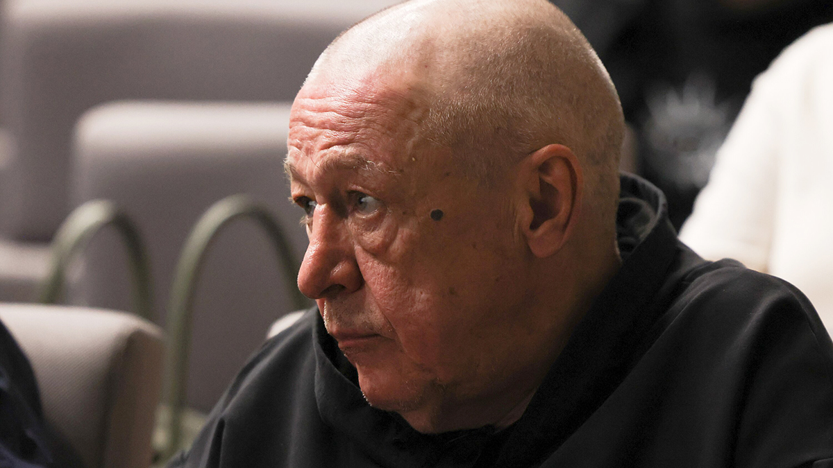 Михаил Ефремов решил жениться на дождавшейся его из колонии Дарье Белоусовой