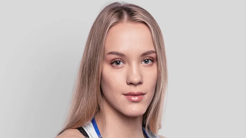 Азалия Аминева победила боксера из Венгрии и завоевала золотую медаль на ЧЕ