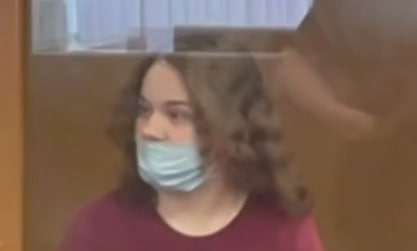 Студентка пыталась убить москвичку по заданию мошенников: к чему ее приговорили