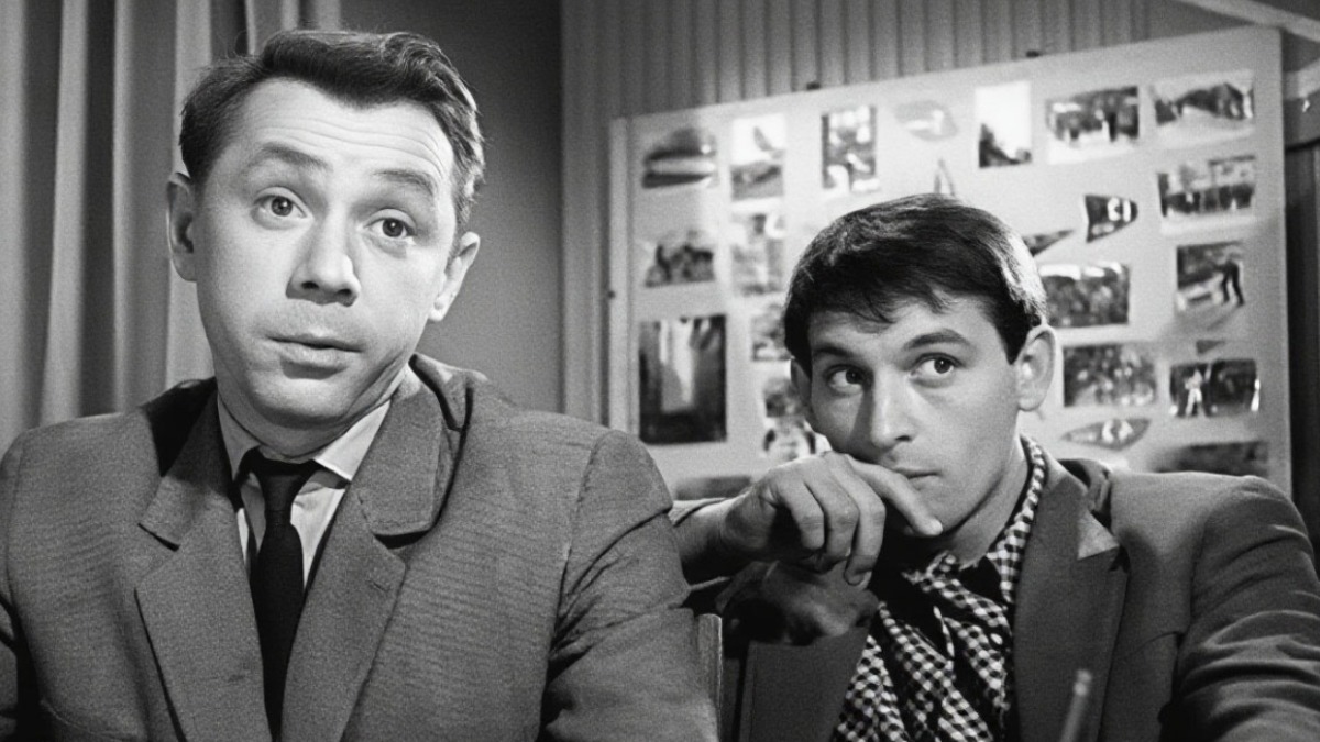 Кадр из фильма «Коллеги» (1962). Алексей Максимов (Василий Лановой, слева) и Владька Карпов (Олег Анофриев) работают врачами и, несмотря на разные взгляды, готовы сплотить людей в команду