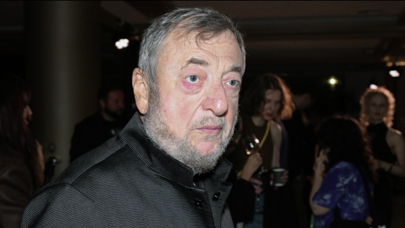 Mash: Режиссер Павел Лунгин перенес операцию на глазах, почти потеряв зрение